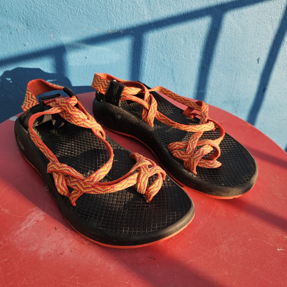 Chaco ZX/2 Classic Sport Sandals Red Orange Black Wmn 7 Outdoors Hiking